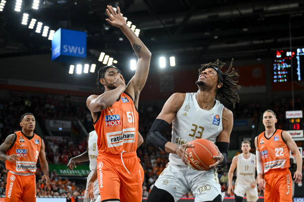 圣西罗上演 圣西罗上演