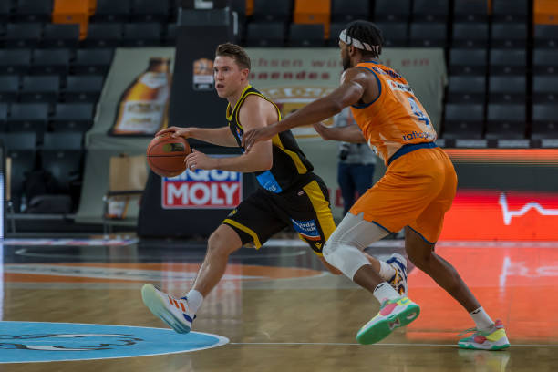 输球是在2 输球是在2