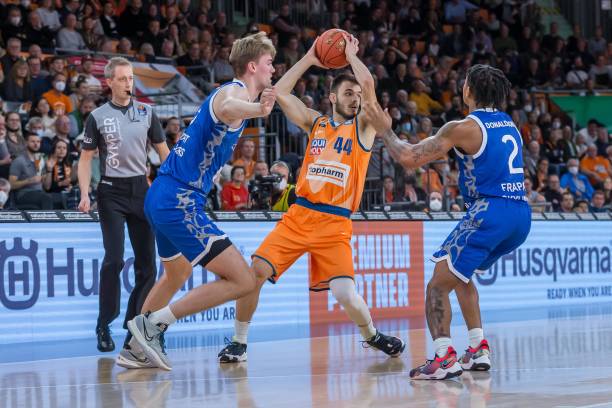 了关键一球 了关键一球